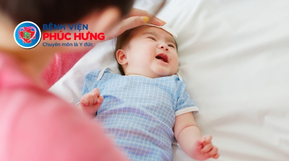 Viêm màng não mô cầu là gì? Nguyên nhân, triệu chứng và cách phòng tránh