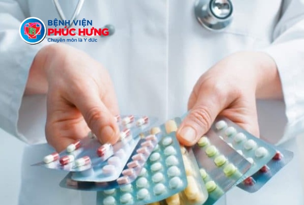 Cảnh báo: Tự ý dùng thuốc dạ dày - Che lấp bệnh lý, tăng nguy cơ biến chứng