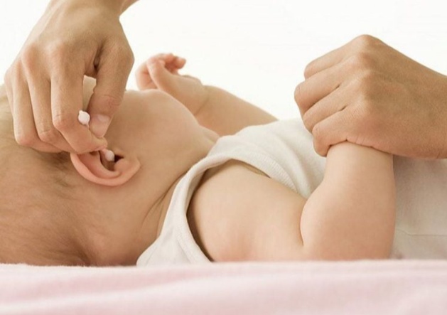 Dấu hiệu nhận biết và phòng tránh viêm tai giữa ở trẻ em