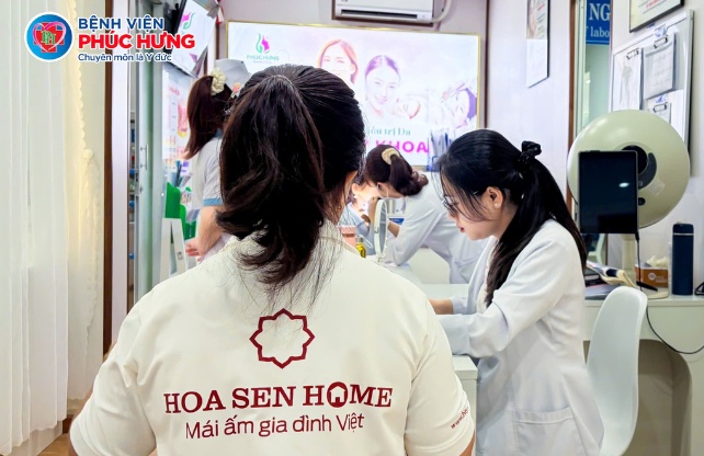 Phúc Hưng đồng hành cùng Công ty Cổ phần Tập đoàn Hoa Sen - Chi nhánh Quảng Ngãi chăm sóc sức khỏe nhân viên